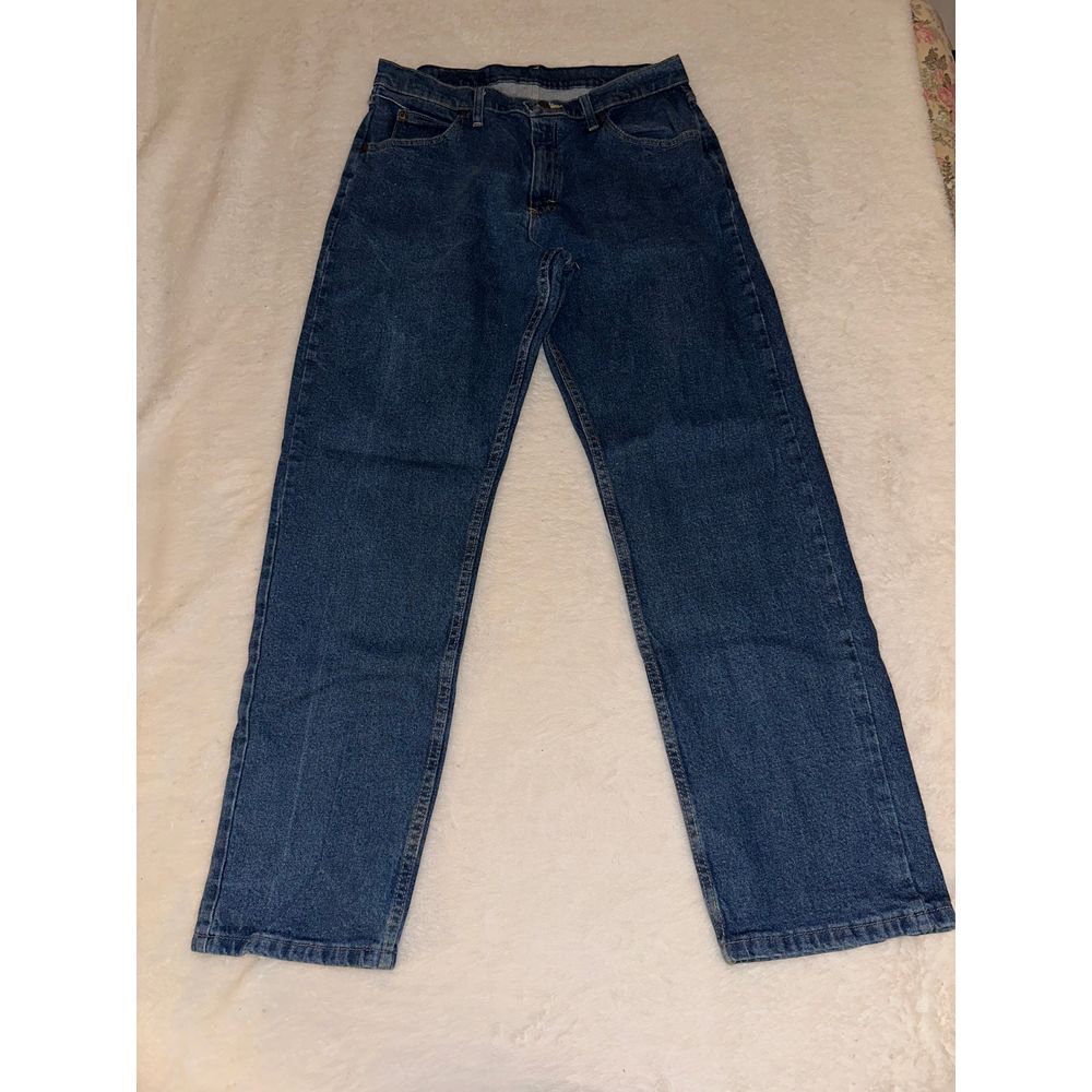 Wrangler Premium Quality Men's Classic Straight Leg Jeans Denim Blue 33x32